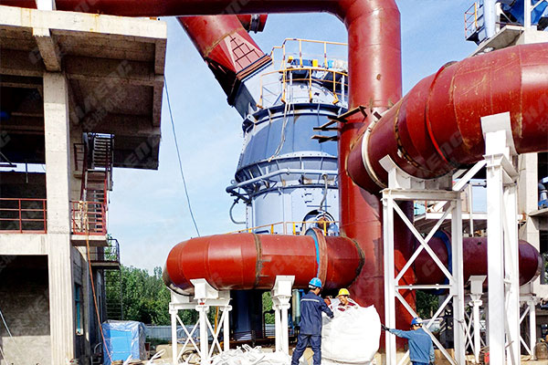 山東年產(chǎn)30萬噸礦粉線項目安裝現(xiàn)場